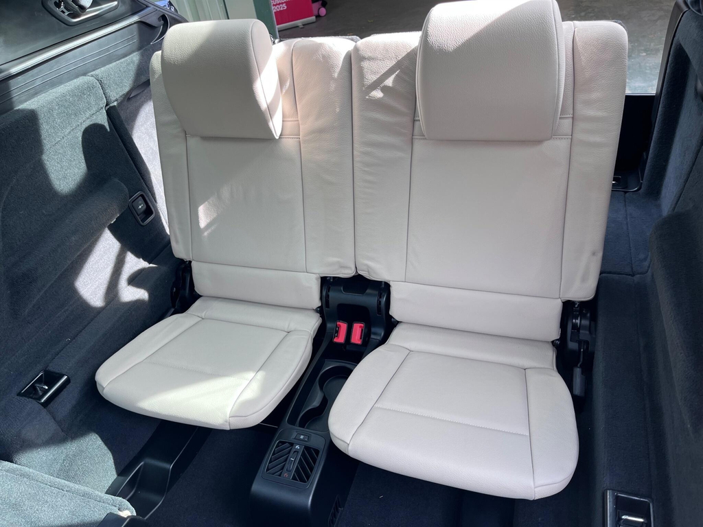 BMW X5 Estate Grey #37