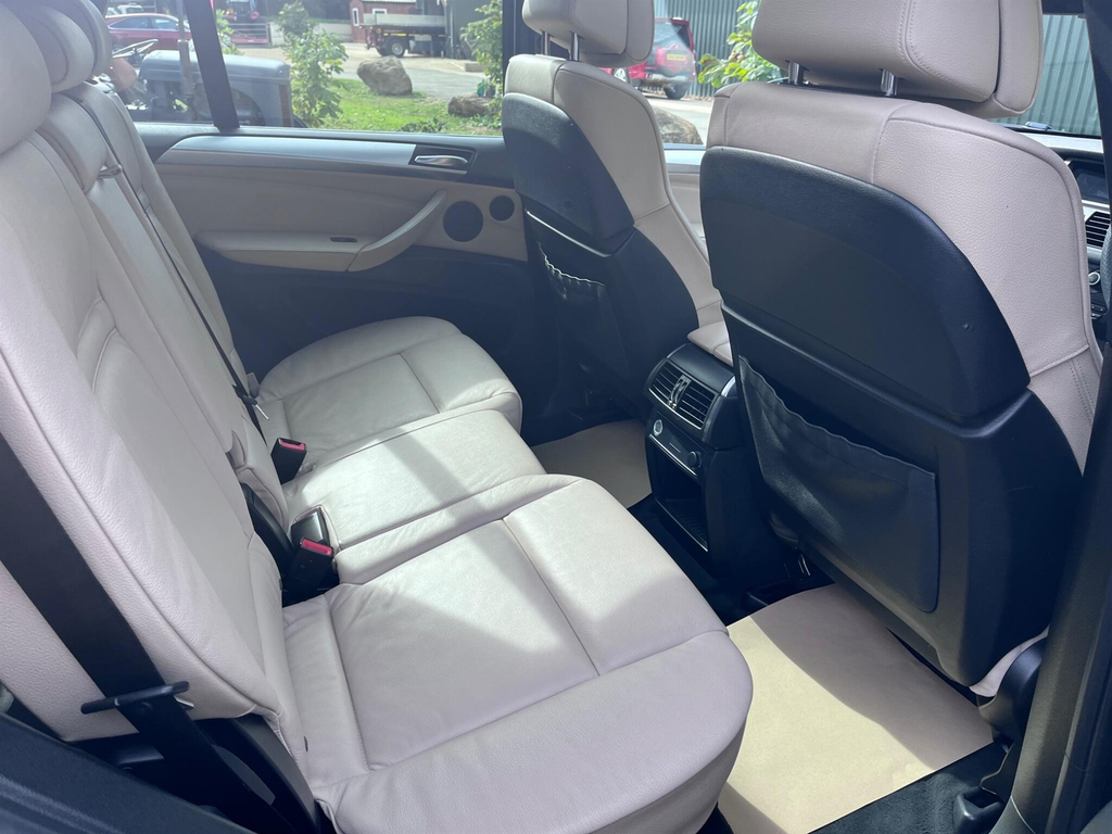BMW X5 Estate Grey #55