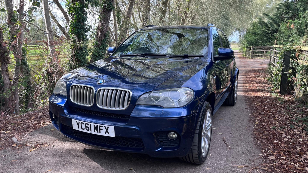 BMW X5 Estate Grey #8