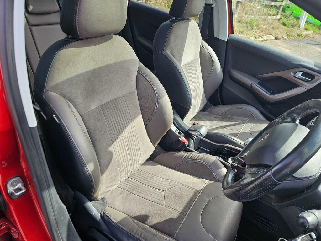 Peugeot 2008 Active Grey #31