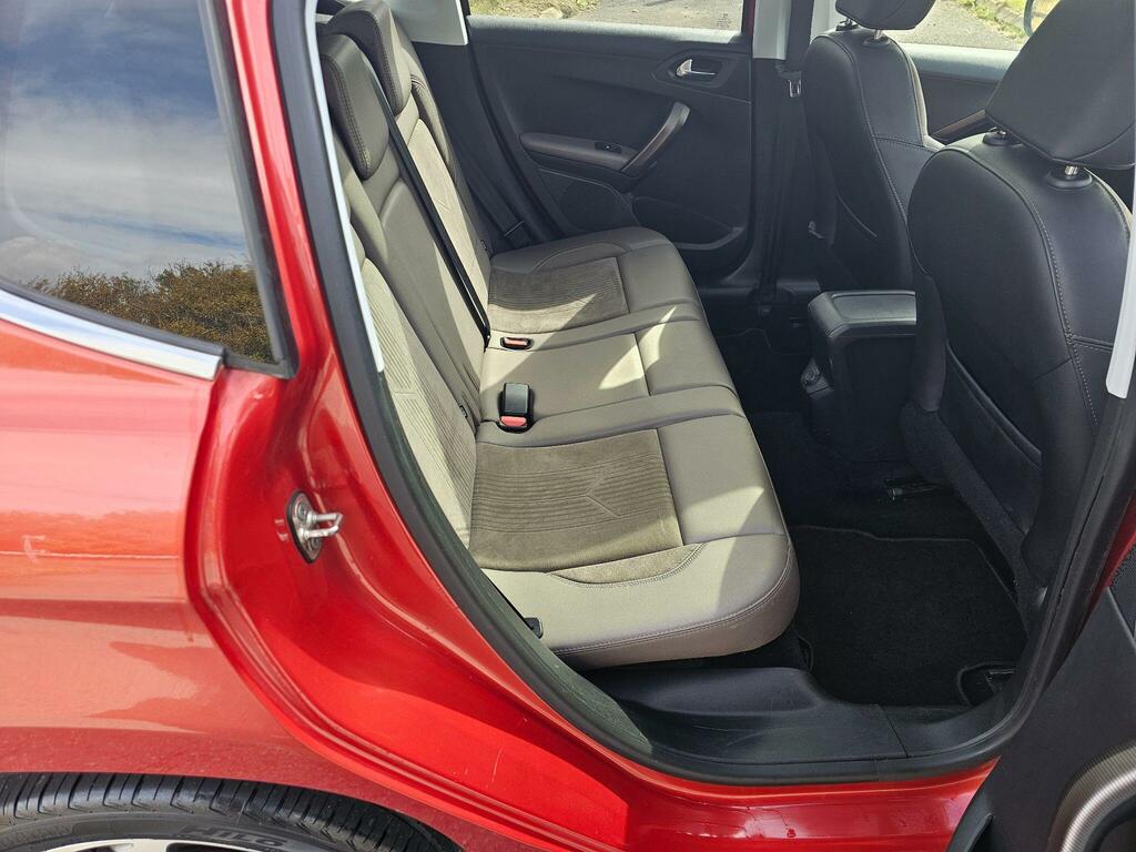 Peugeot 2008 Active Grey #19