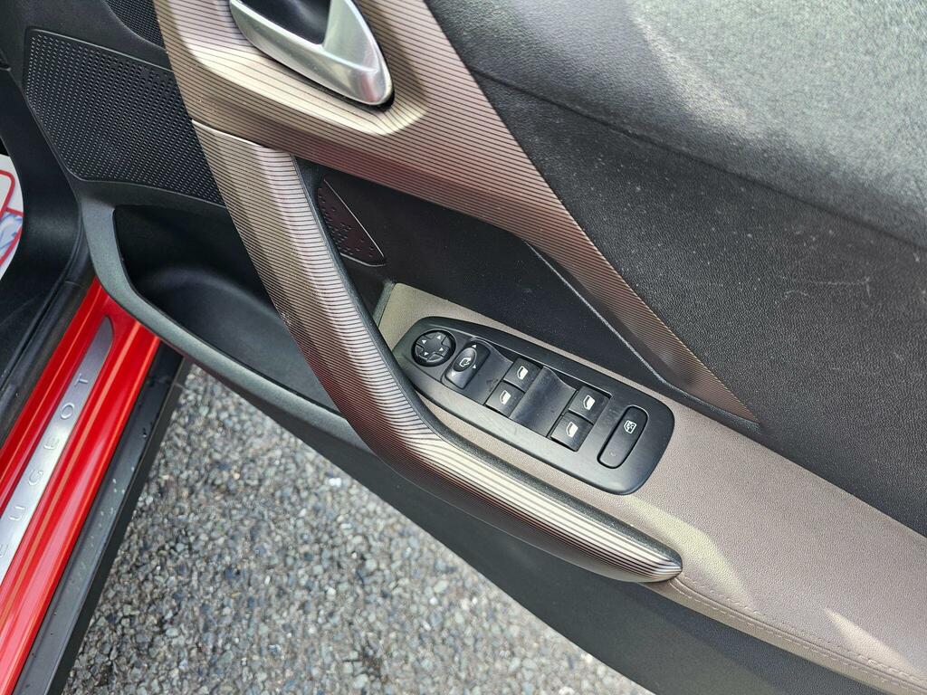 Peugeot 2008 Active Grey #29