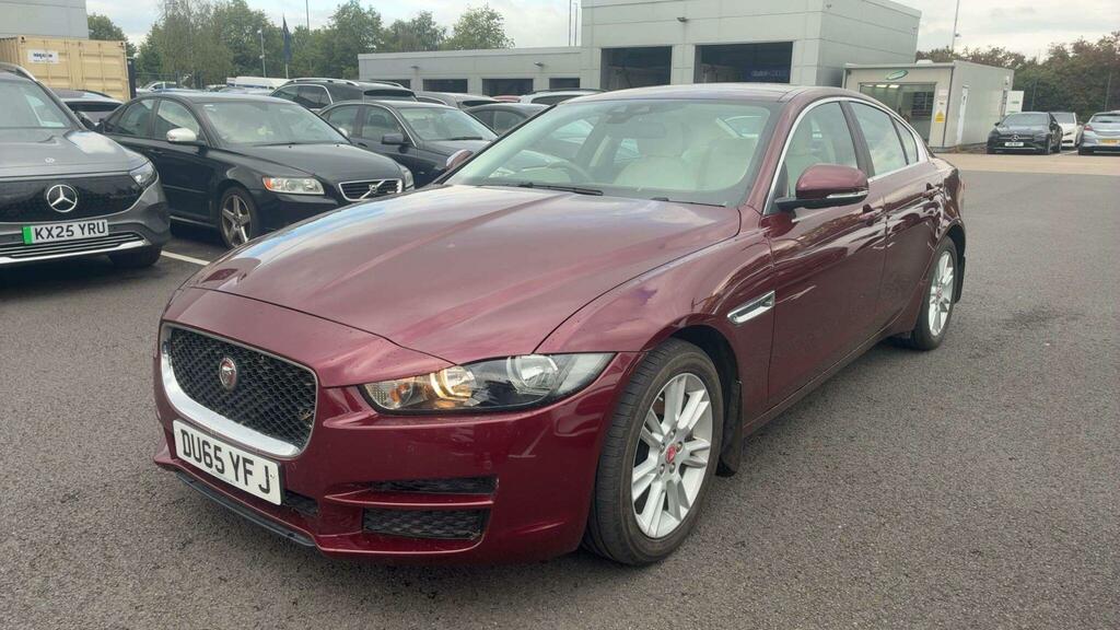 Jaguar XE Prestige Red