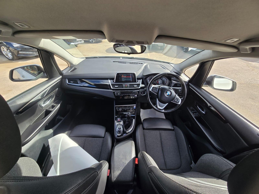 BMW 2 Series 218I Se Nav Blue #11