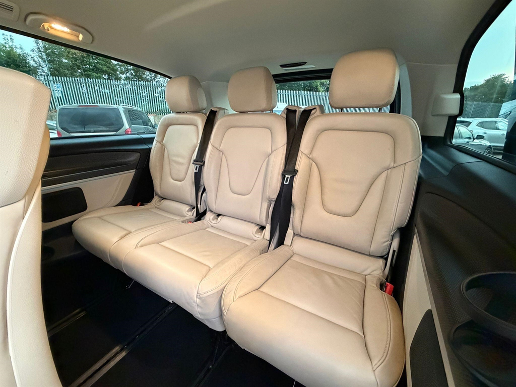 Mercedes-Benz V Class #29