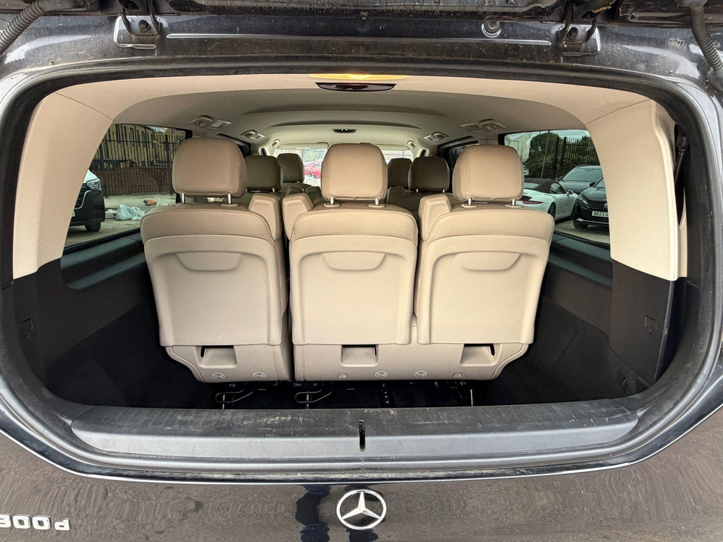 Mercedes-Benz V Class #46