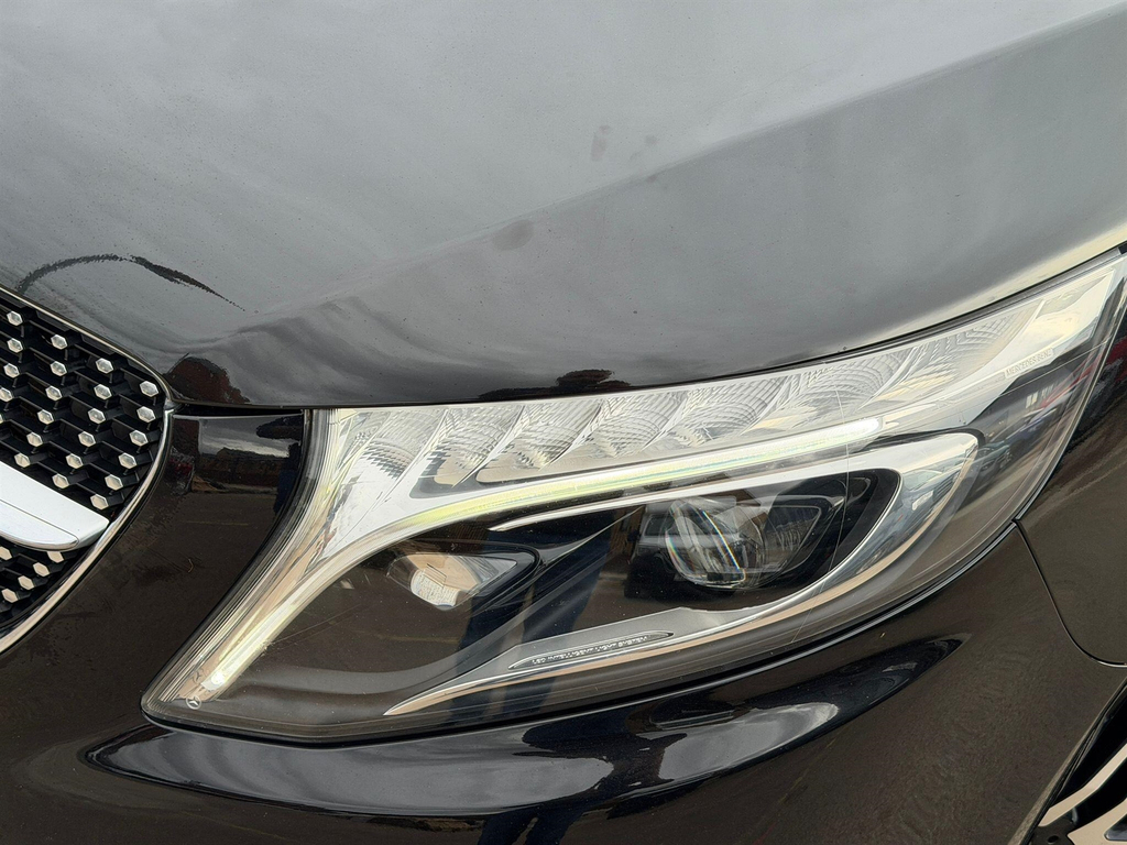 Mercedes-Benz V Class #49