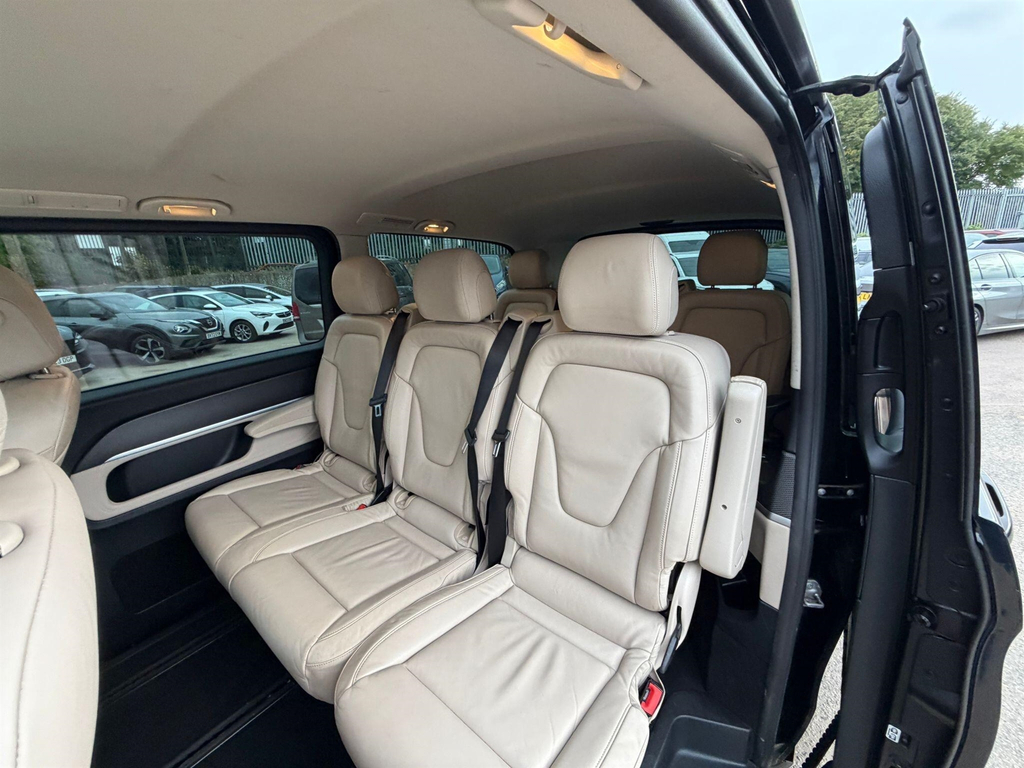 Mercedes-Benz V Class #26