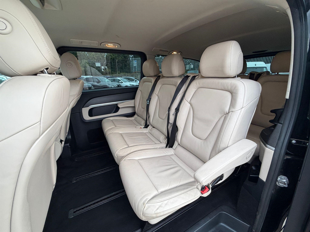 Mercedes-Benz V Class #31