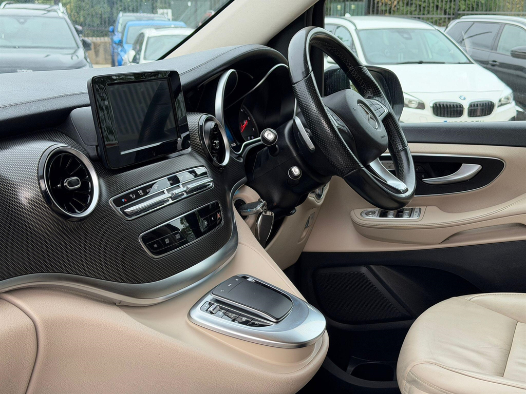 Mercedes-Benz V Class #16
