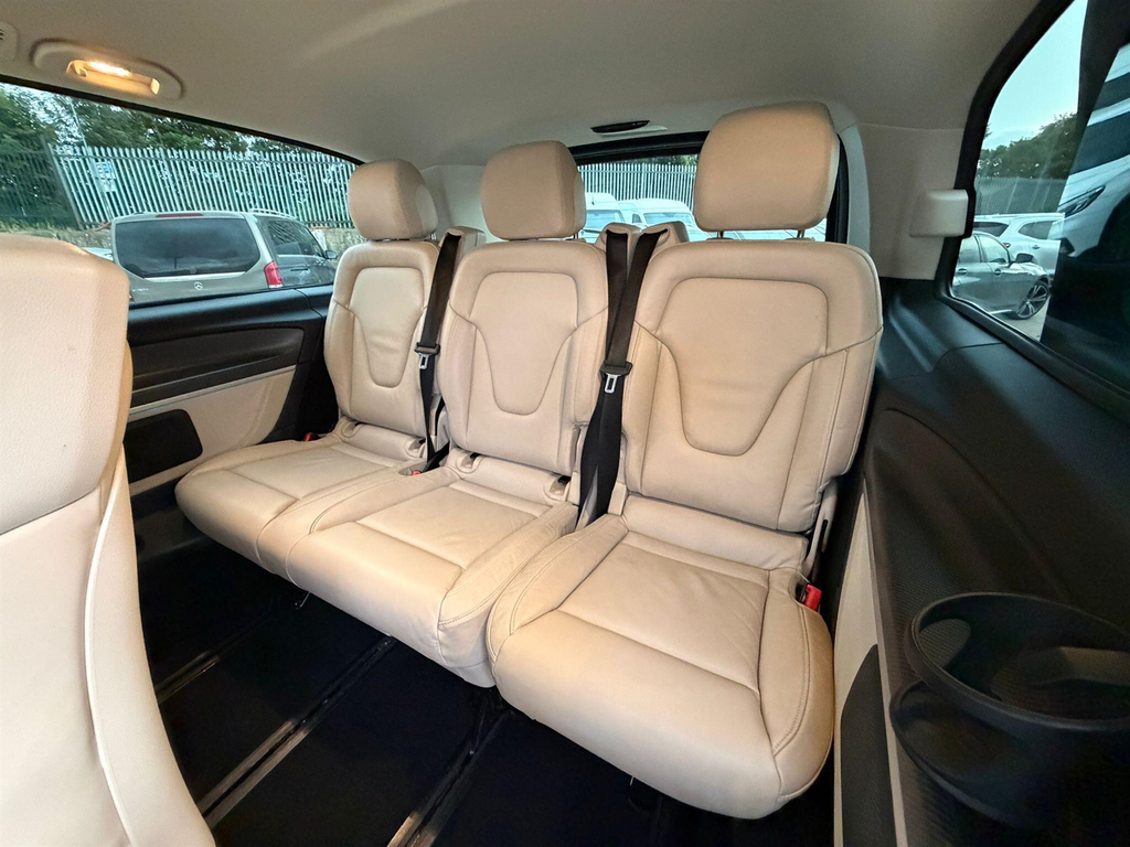 Mercedes-Benz V Class #28