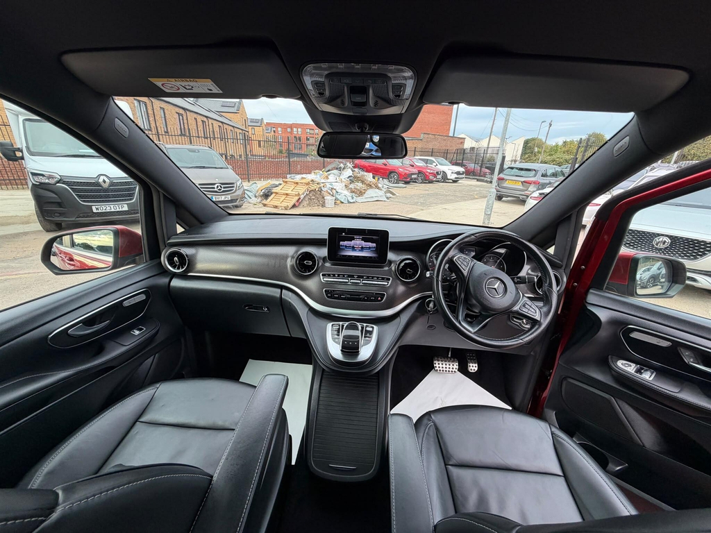Mercedes-Benz V Class V 300 D Amg Black #13
