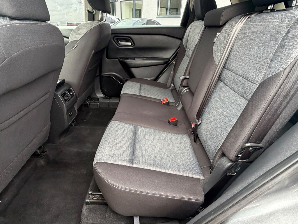 Nissan X-Trail Tekna Grey #25