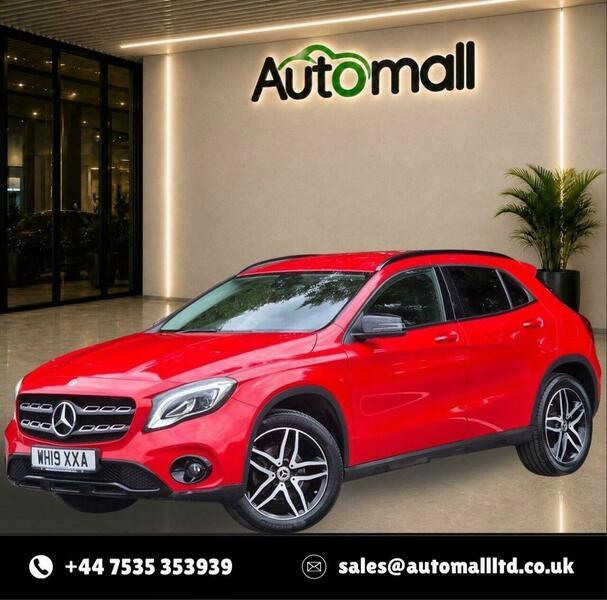 Mercedes-Benz GLA Class Gla 180 Urban Edition Black #8