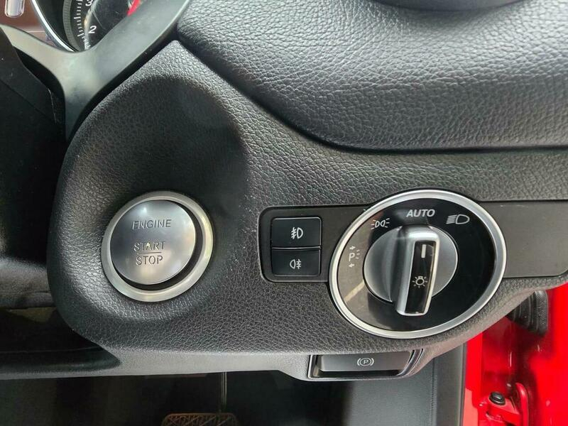 Mercedes-Benz GLA Class Gla 180 Urban Edition Black #25