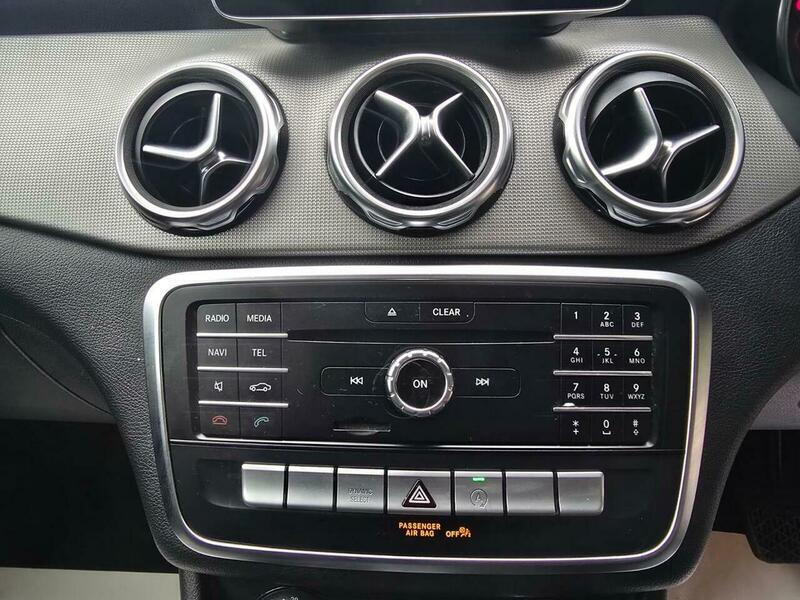 Mercedes-Benz GLA Class Gla 180 Urban Edition Black #37