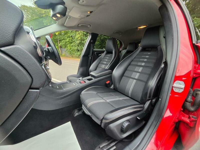 Mercedes-Benz GLA Class Gla 180 Urban Edition Black #43