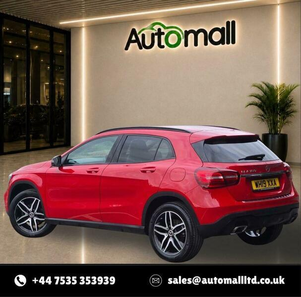 Mercedes-Benz GLA Class Gla 180 Urban Edition Black #52