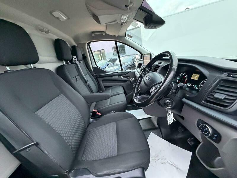 Ford Transit Custom 2.0 300 Ecoblue Trend L2 H1 Euro 6 White