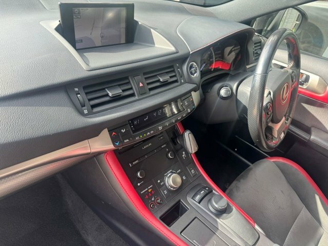 Lexus CT 200H F Sport Hatchback FP67VKU White #6