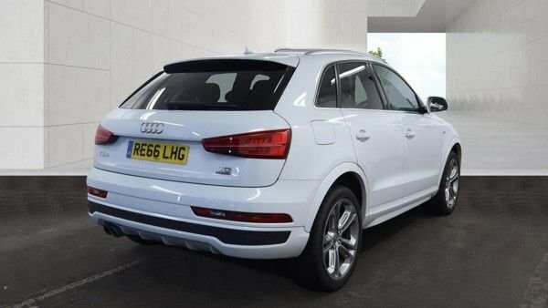 Audi Q3 Tdi S Line Plus White #4