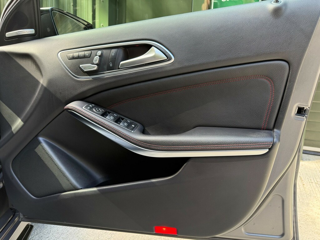 Mercedes-Benz A Class A 180 D Sport Executive Black #17
