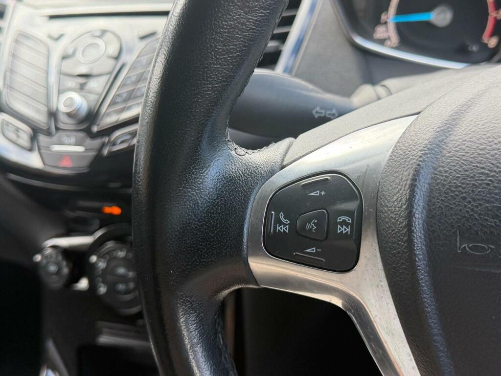 Ford Fiesta 1.0 Titanium Black #12