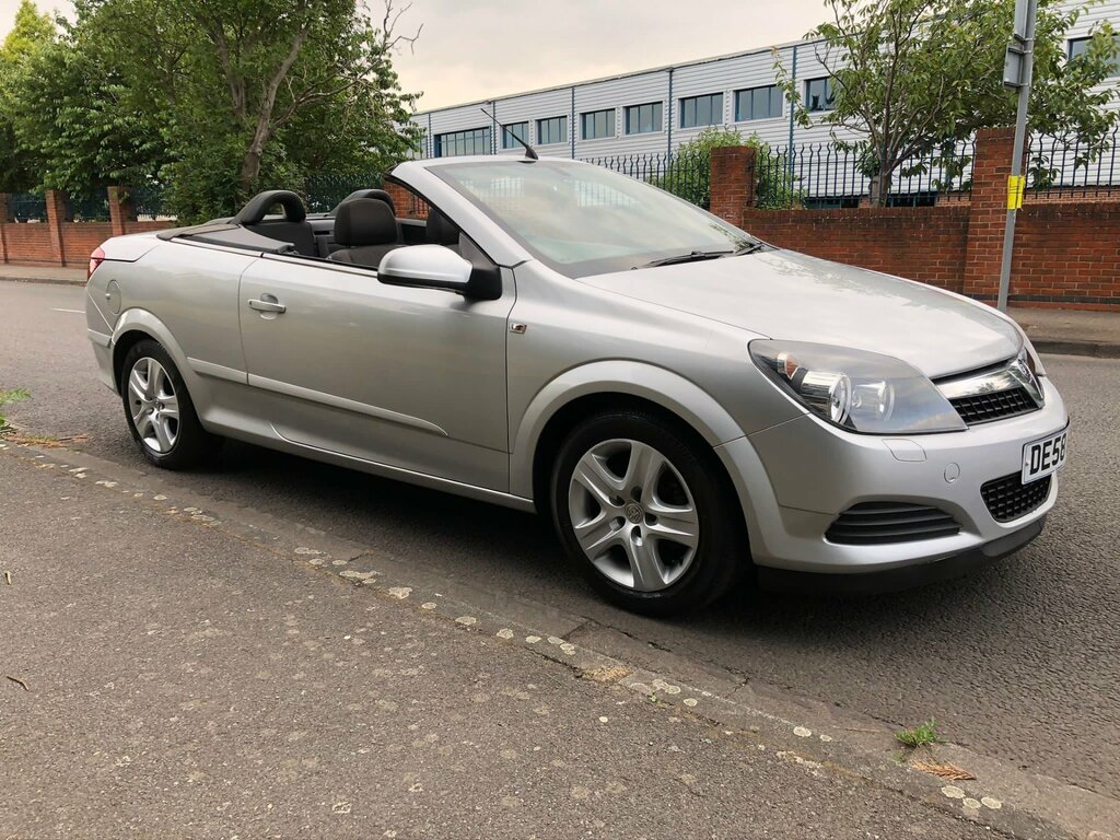 Vauxhall Astra Petrol #7