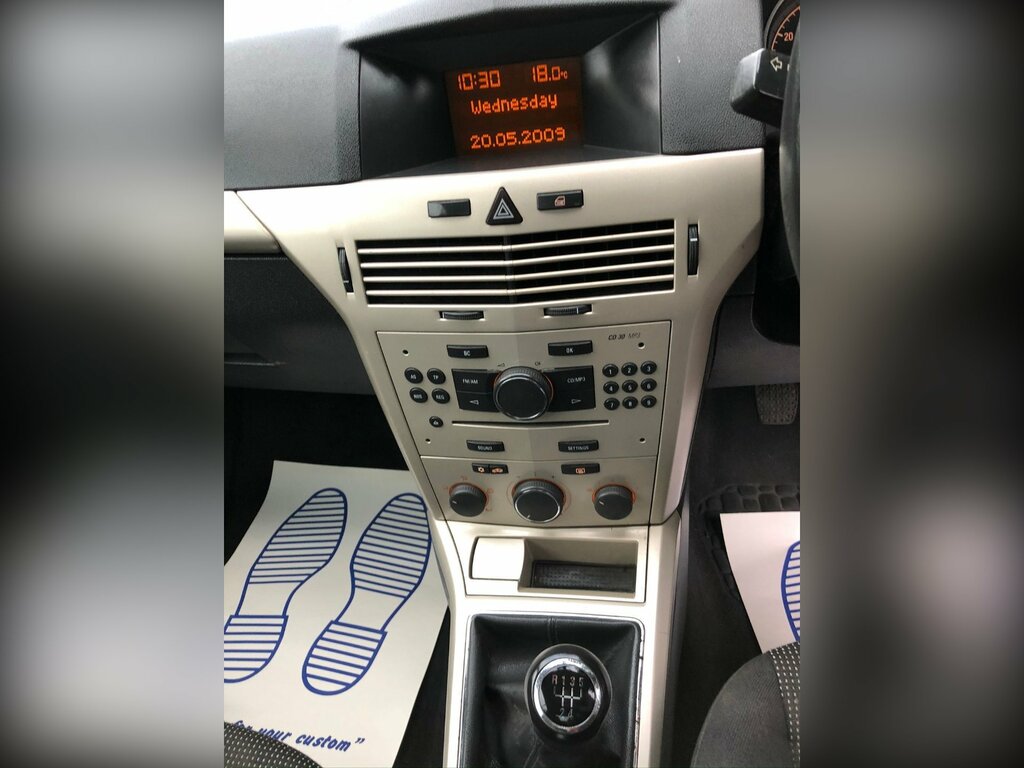 Vauxhall Astra Petrol #31