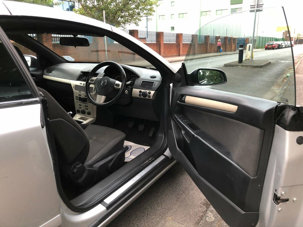Vauxhall Astra Petrol #8
