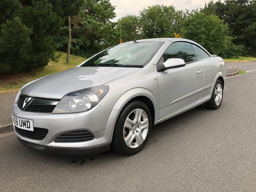 Vauxhall Astra Petrol #38