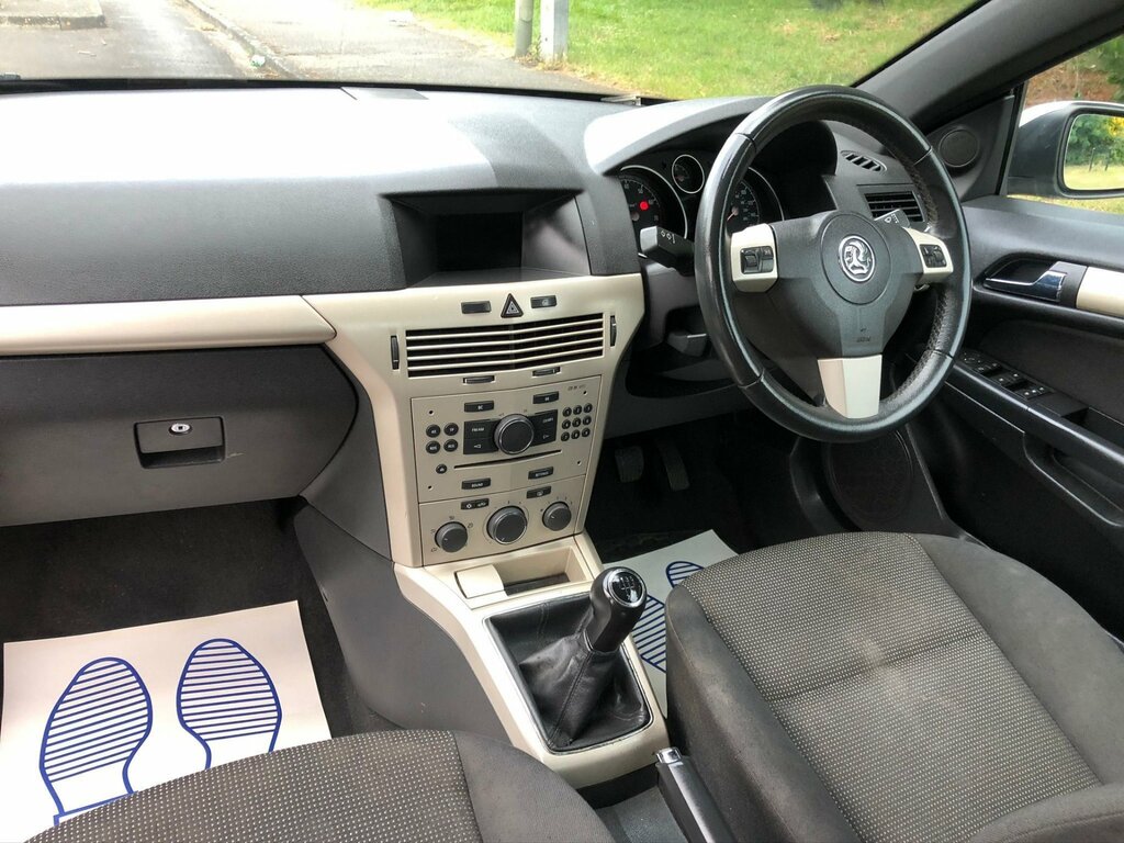 Vauxhall Astra 1.6I Twinair Air Twin Top Silver #2