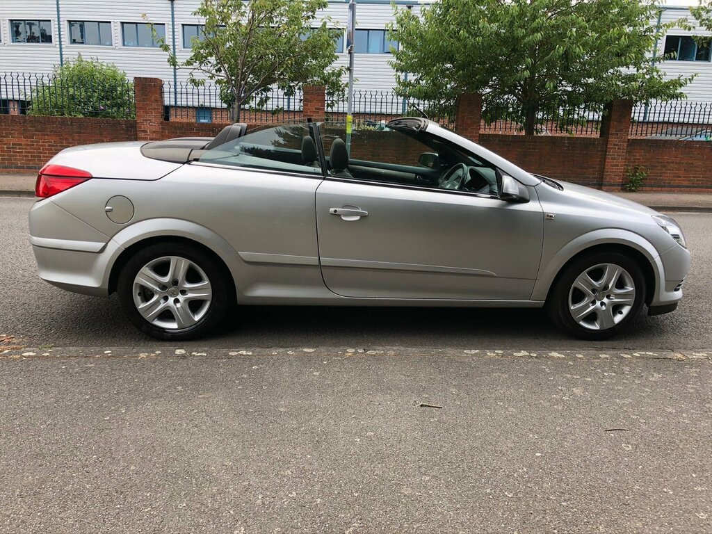 Vauxhall Astra Petrol #13