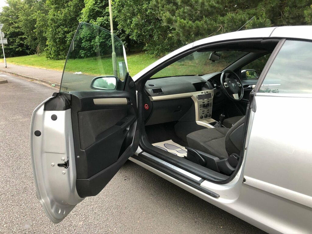Vauxhall Astra Petrol #12