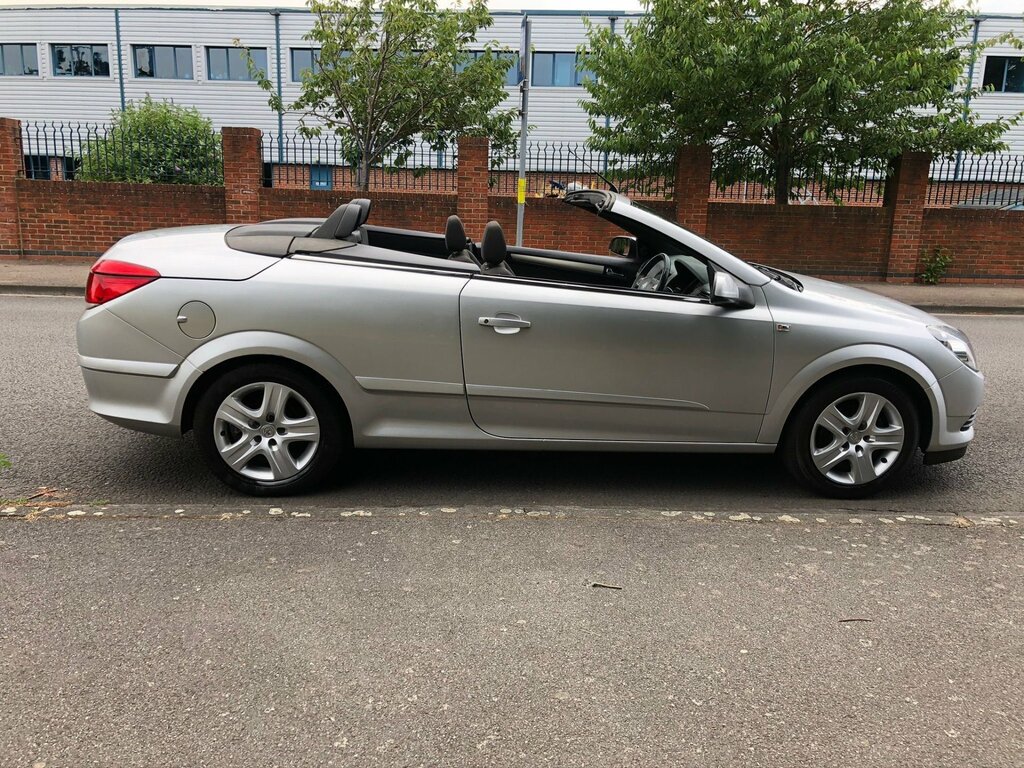 Vauxhall Astra Petrol #34