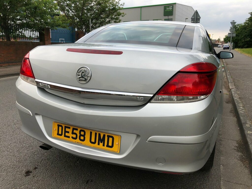 Vauxhall Astra Petrol #27