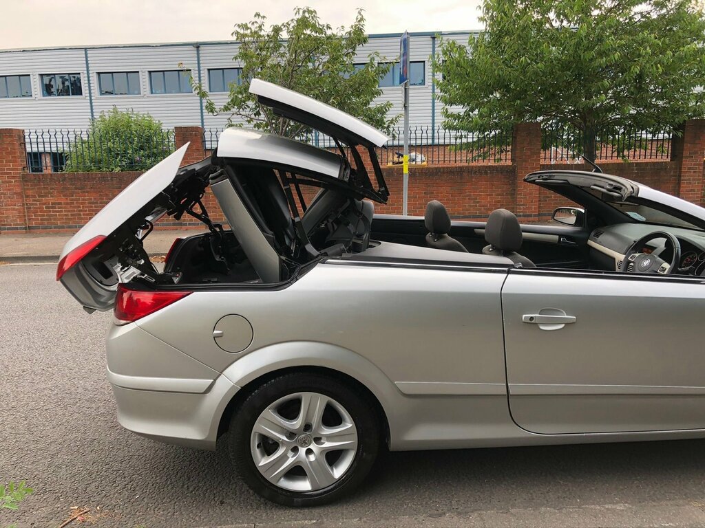 Vauxhall Astra Petrol #19