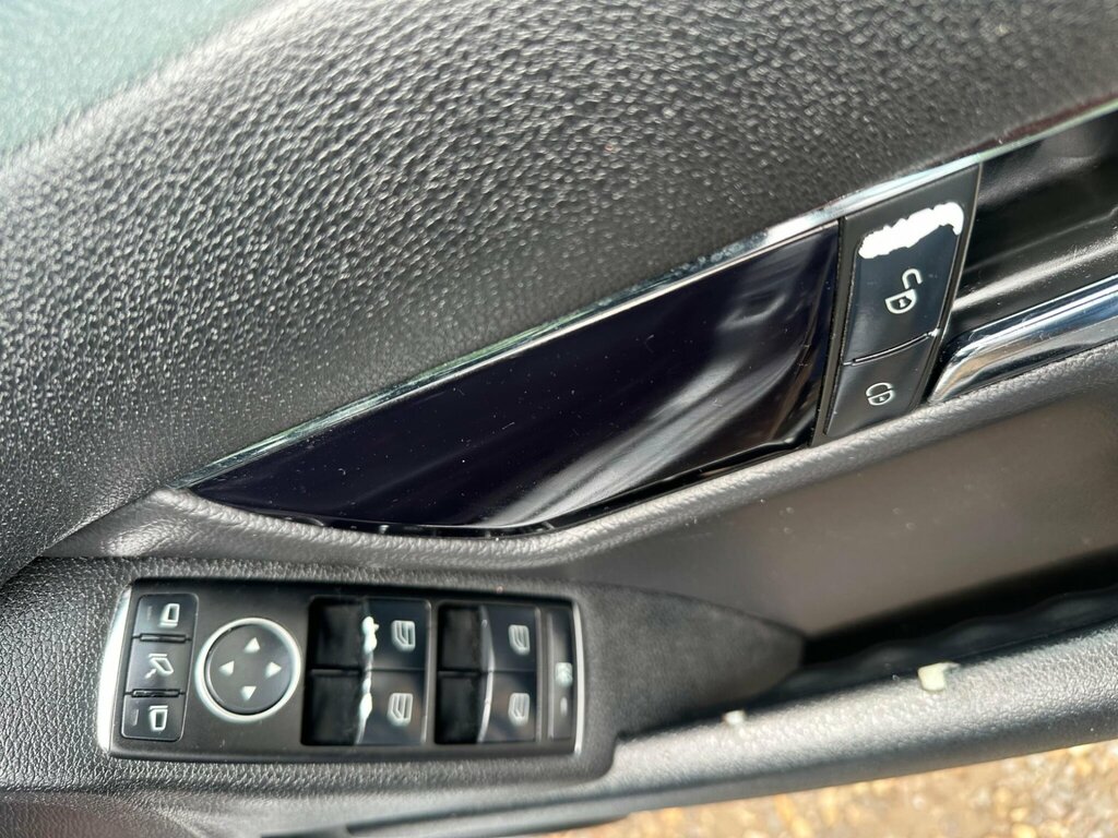 Mercedes-Benz C Class C180 Cgi Blueefficiency Sport Silver #29