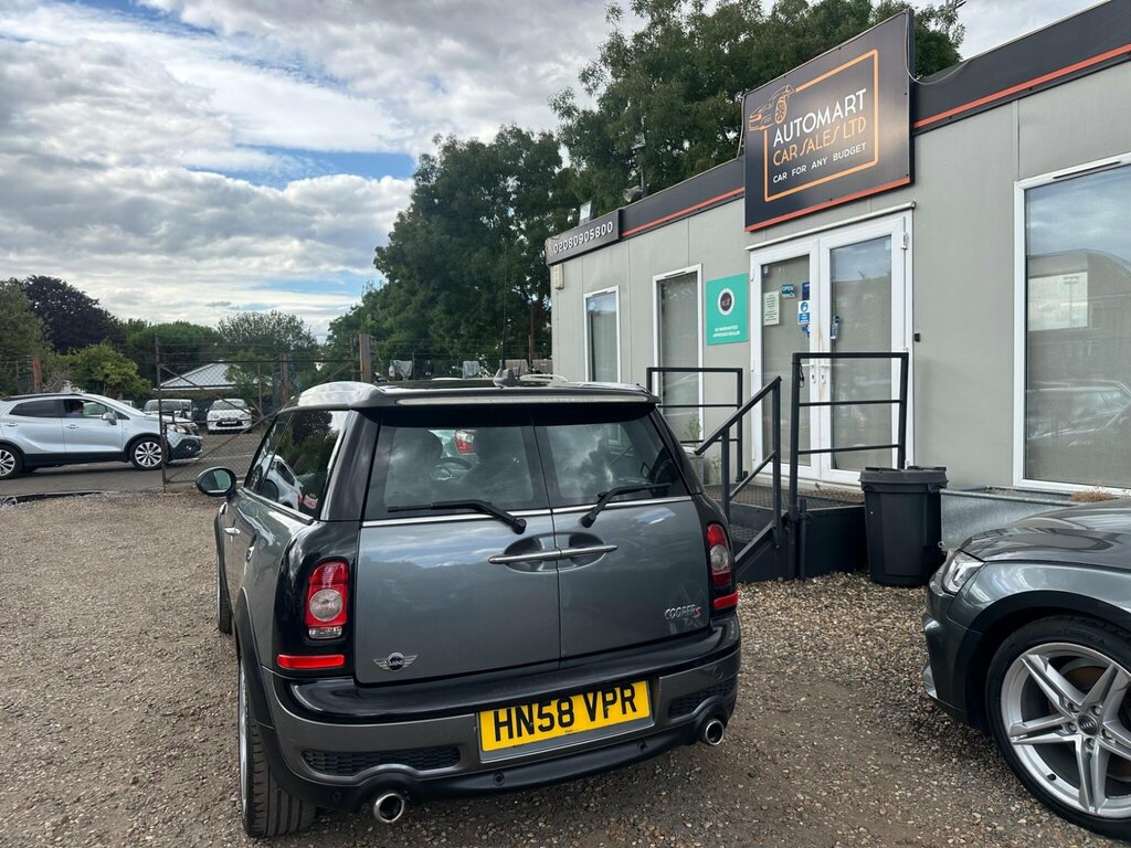 Mini Clubman White #19