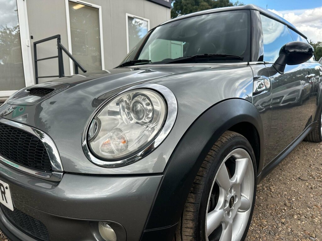 Mini Clubman White #20