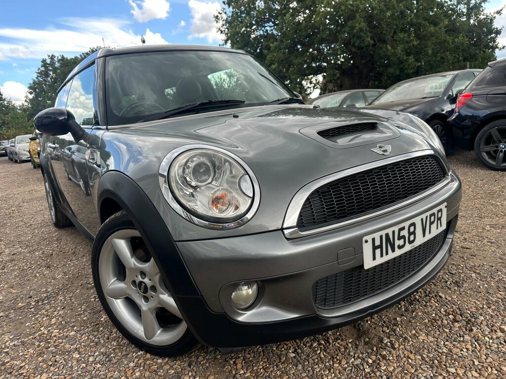 Mini Clubman White #9
