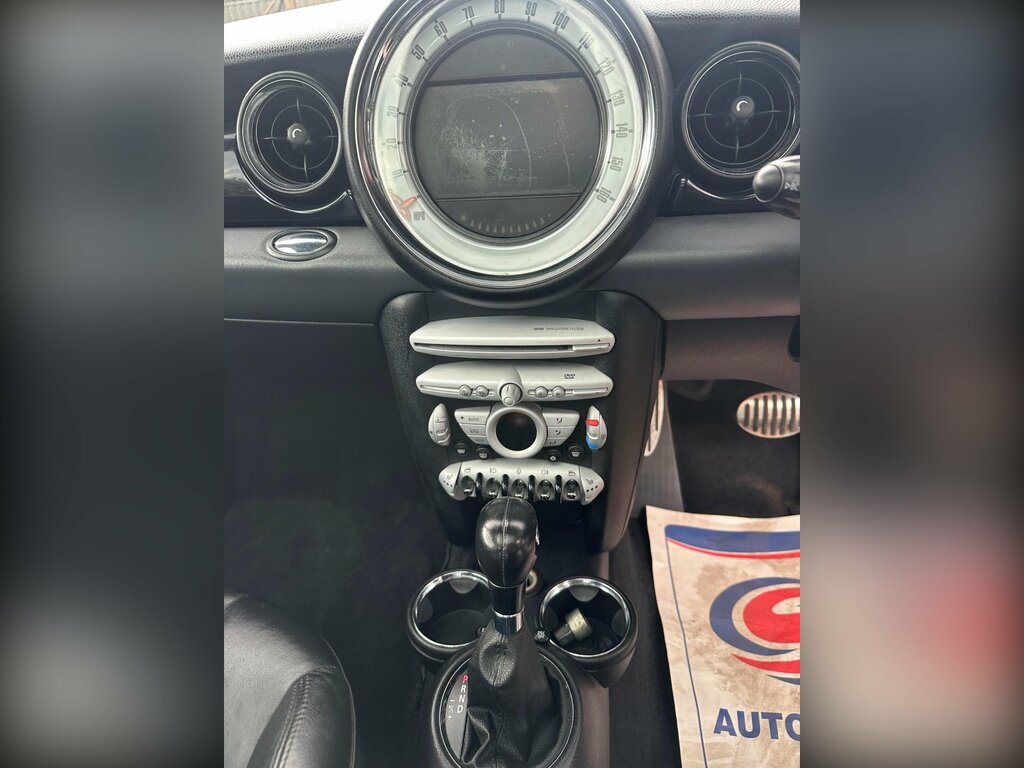 Mini Clubman White #25