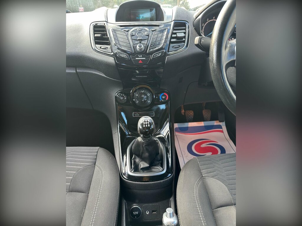 Ford Fiesta Zetec Blue #22