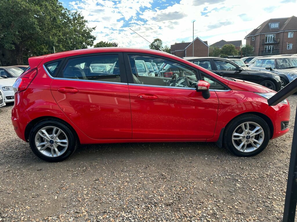 Ford Fiesta Zetec Blue #18