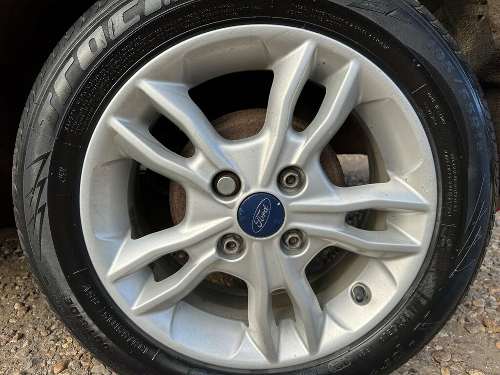 Ford Fiesta Zetec Blue #38
