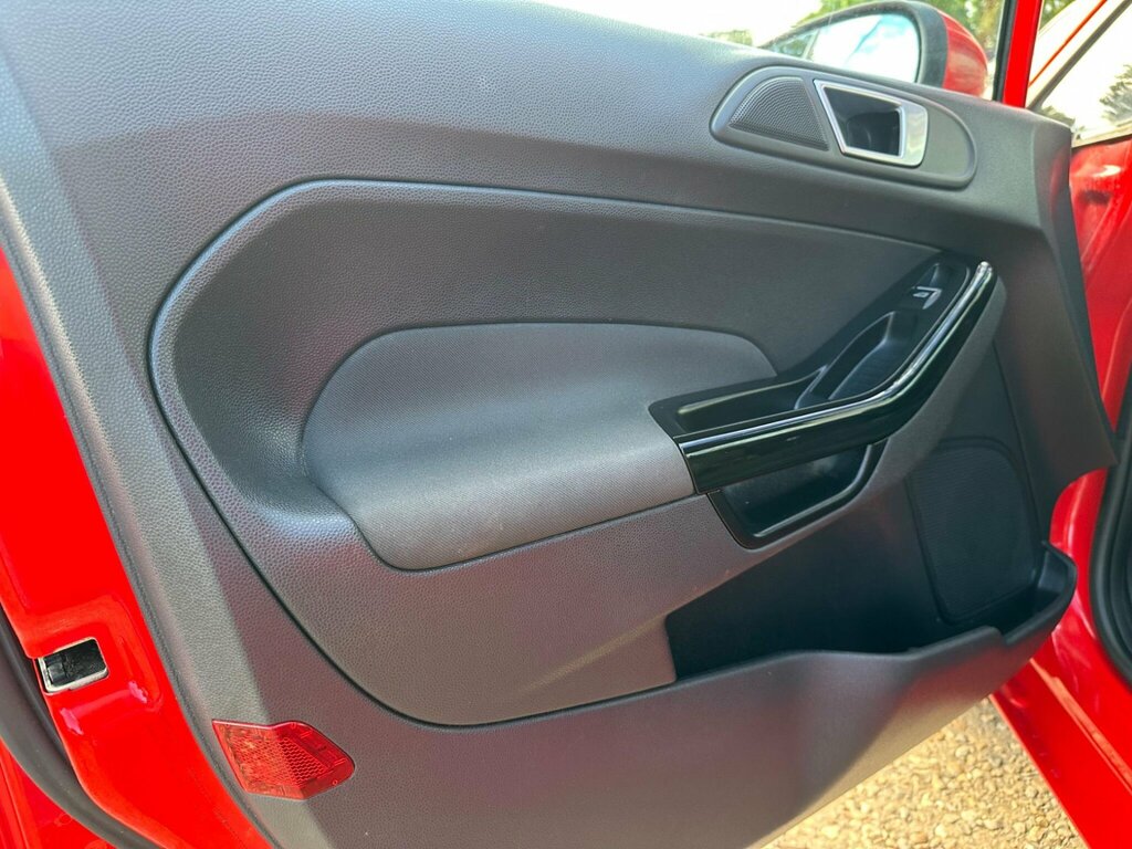 Ford Fiesta Zetec Blue #44