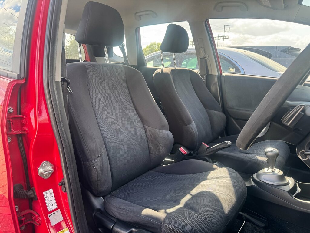 Honda Jazz 1.4 I-vtec Es Hatchback I Shift Euro 5 Red #3