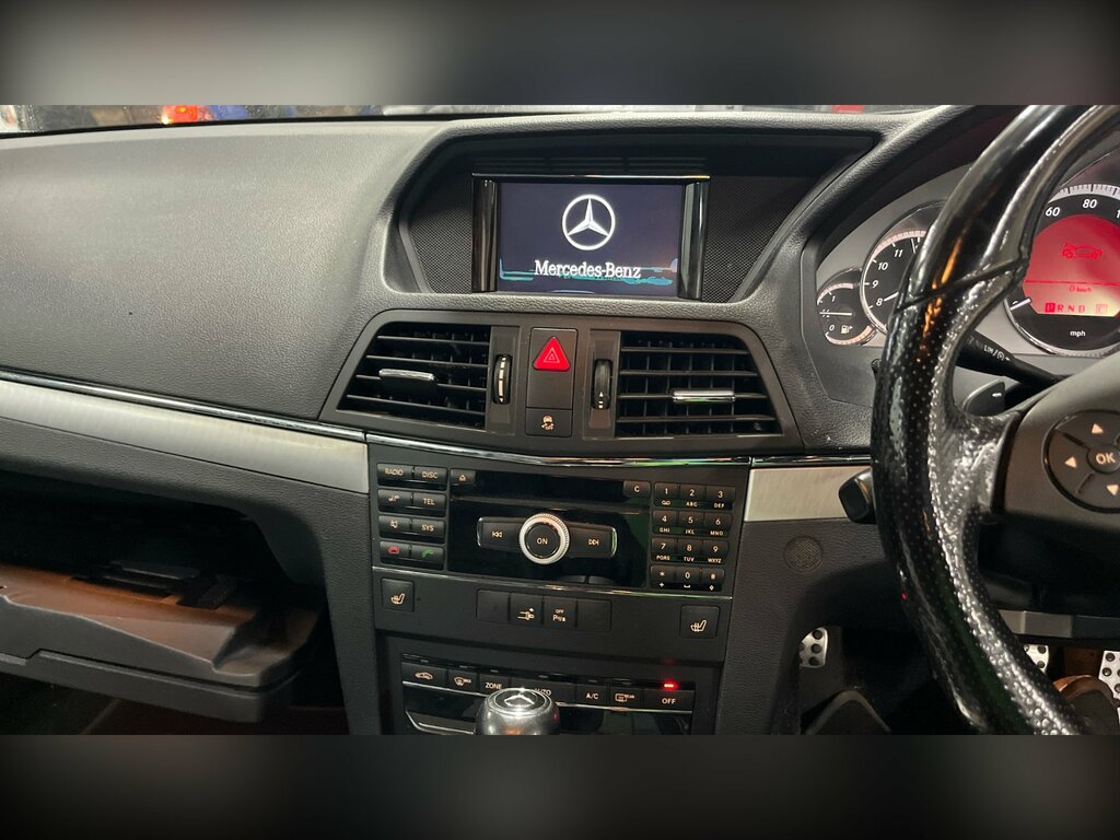 Mercedes-Benz E Class 1.8 E250 Cgi Blueefficiency Sport Coupe Grey #4