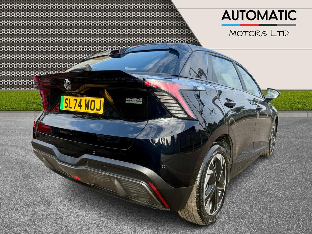 MG MG4 64Kwh Se Long Range Hatchback 2 Black #5