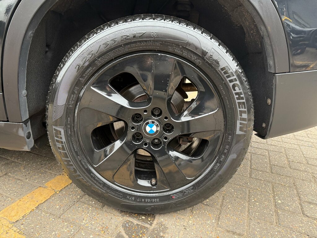 BMW X1 Xdrive20d M Sport Blue #40